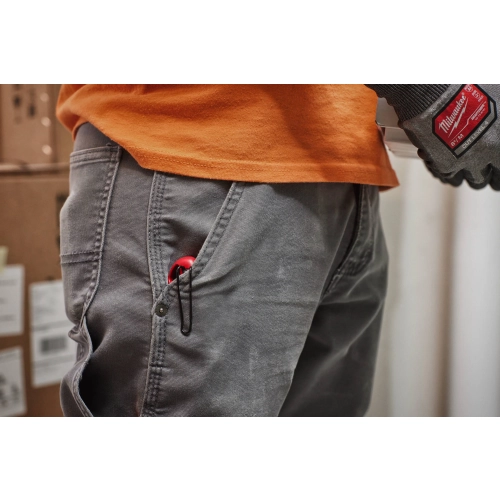 Kompaktowy nożyk wysuwany z ostrzem trapezowym HEAVY DUTY Milwaukee – widok 5